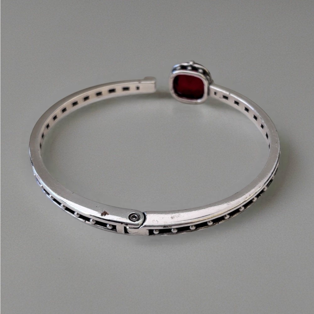 Brighton Lovable Hinged Bangle. Hinged Bangle Fea… - image 5